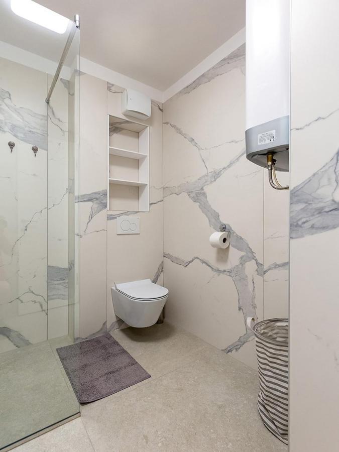 Residence Nar Porec Esterno foto